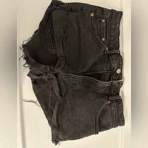 H&M black distressed denim women’s jean shorts size 10